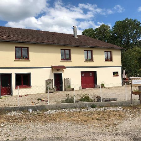 Les 3Crokignols, Maison D'Hote Familiale. Saffloz Exteriér fotografie